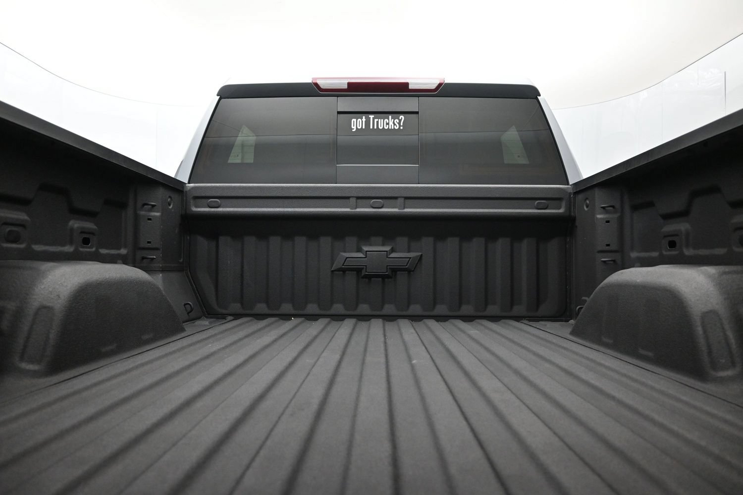 Used 2025 Chevrolet Silverado 1500 RST w/ Convenience Package II AWD/4WD image 7