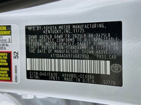 New 2026 Toyota Camry SE image 8