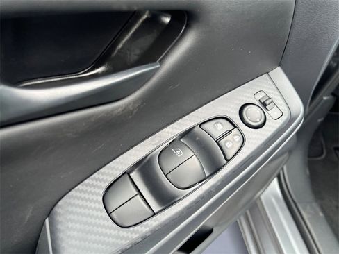 New 2025 Nissan Sentra S image 9