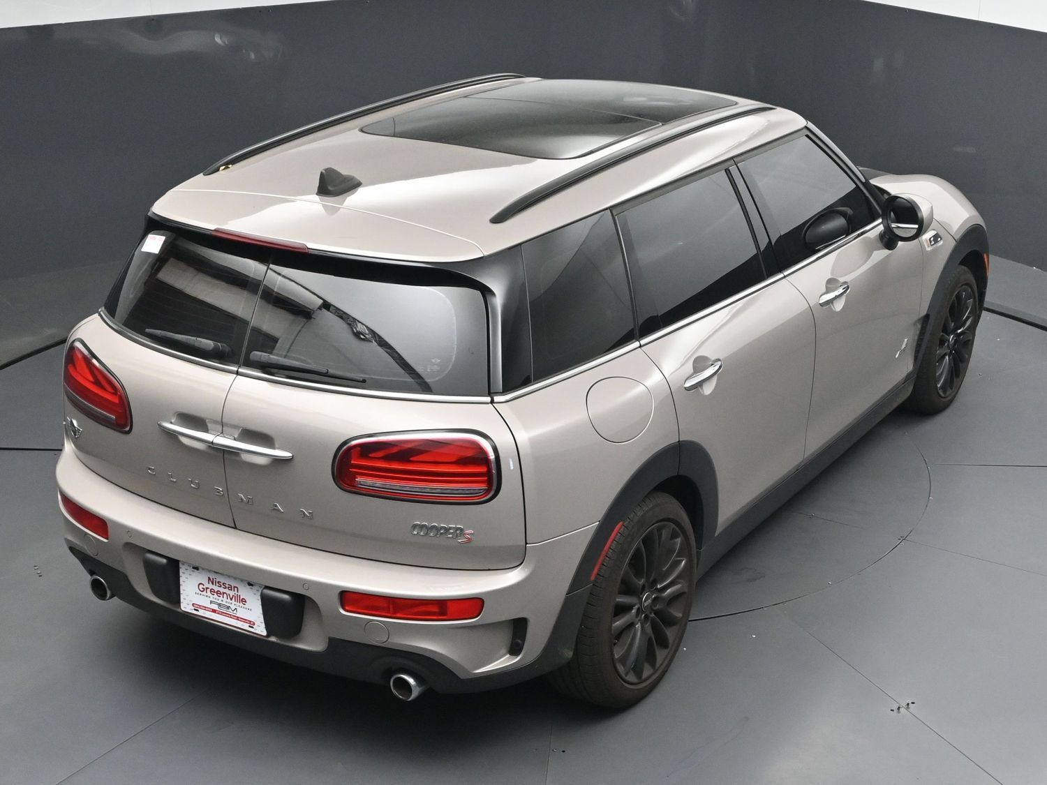 Used 2022 MINI Cooper Clubman S AWD/4WD image 35