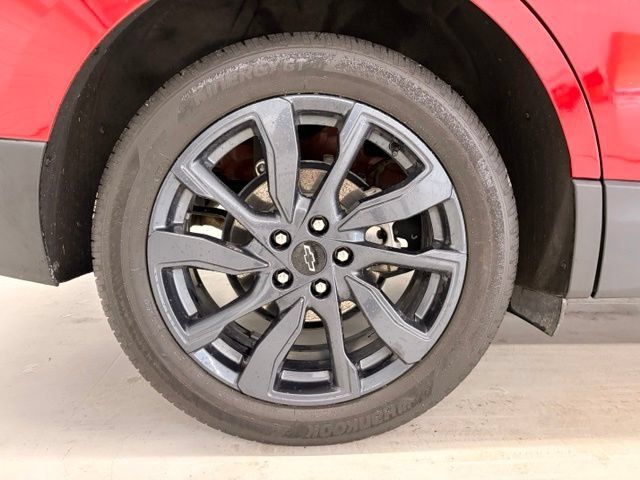 Used 2023 Chevrolet Equinox RS w/ RS Leather Package FWD image 7
