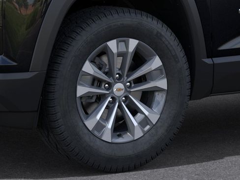 New 2026 Chevrolet Equinox LT w/ Safety and Technology Package FWD image 9