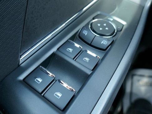 New 2025 Ford F150 XLT w/ Equipment Group 301A Standard image 16