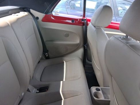Used 2013 Volkswagen Beetle 2.5 image 9