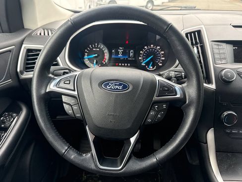 Used 2018 Ford Edge SEL FWD image 19