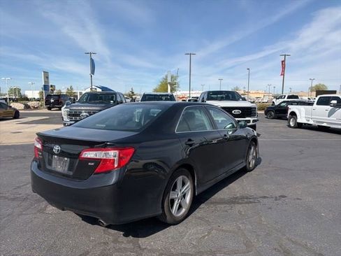 Used 2014 Toyota Camry SE image 8