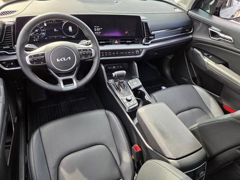 Used 2025 Kia Sportage SX FWD image 8