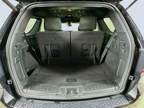Used 2025 Dodge Durango GT image 30