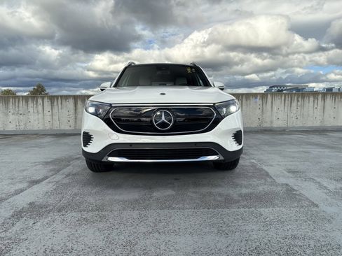 Certified 2023 Mercedes-Benz EQB 300 4MATIC image 2