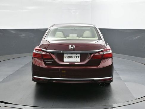 Used 2017 Honda Accord LX image 8