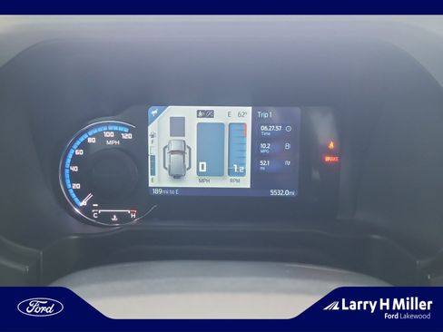 Used 2022 Ford Bronco Badlands image 11