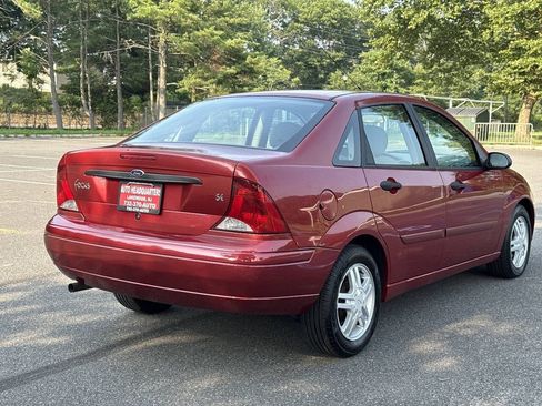 Used 2003 Ford Focus SE FWD image 5