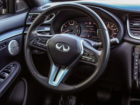 Used 2025 INFINITI QX50 Sport image 25