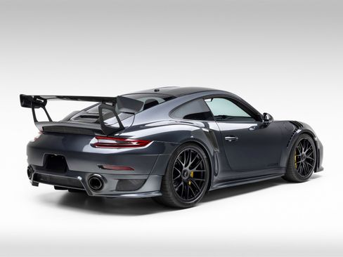 Used 2018 Porsche 911 GT2 RS image 6