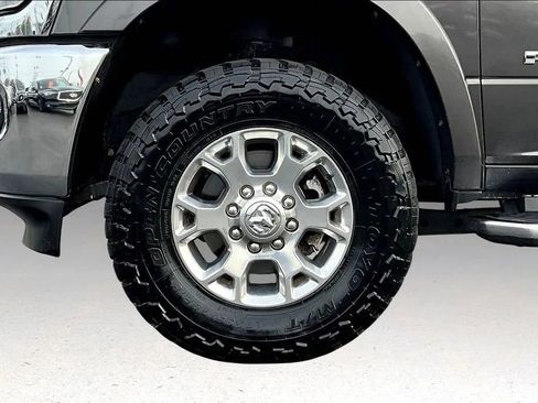 Used 2022 RAM 2500 Laramie AWD/4WD image 34