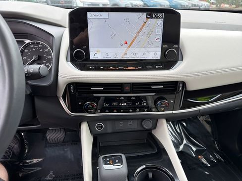 Certified 2023 Nissan Rogue SL w/ SL Premium Package image 27