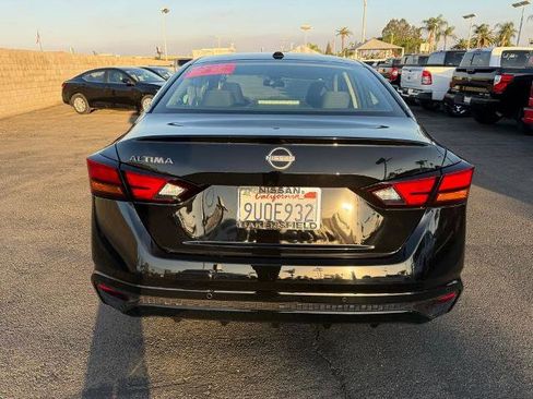 Certified 2025 Nissan Altima 2.5 S FWD image 5
