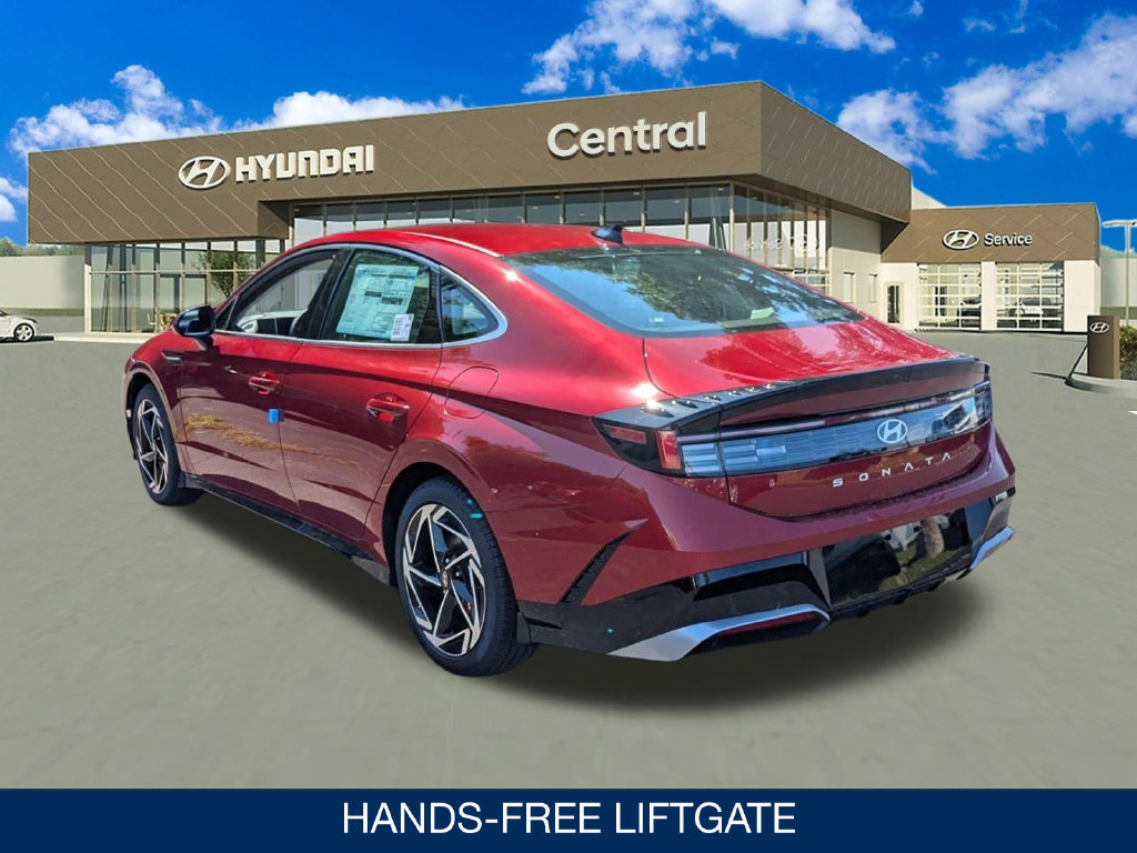 New 2026 Hyundai Sonata SEL FWD image 6