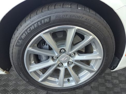 Used 2018 Cadillac CTS Luxury RWD image 16