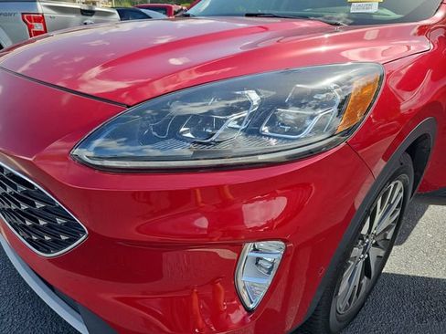 Used 2020 Ford Escape Titanium AWD/4WD image 34