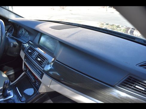 Used 2012 BMW 528i Sedan RWD image 37