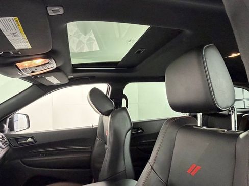 Used 2025 Dodge Durango GT image 25
