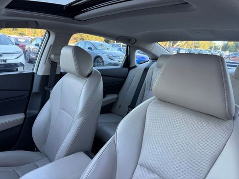 Used 2023 Honda Accord Touring image 15