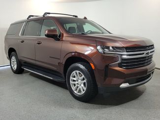 Used 2022 Chevrolet Suburban LT w/ Luxury Package RWD video 1