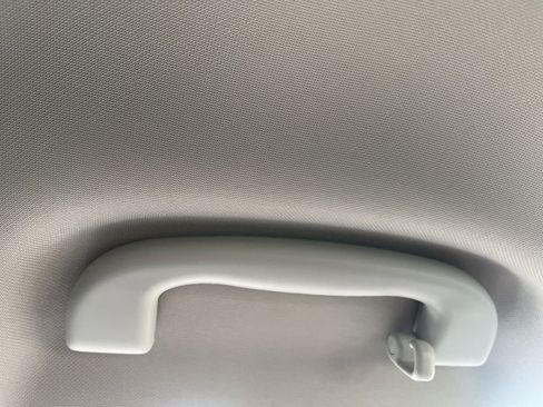 Certified 2024 Subaru Crosstrek 2.0i Premium image 33