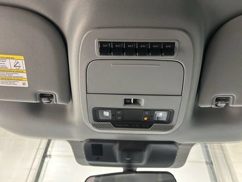 New 2026 Ford F250 XLT w/ FX4 Off-Road Package AWD/4WD image 3