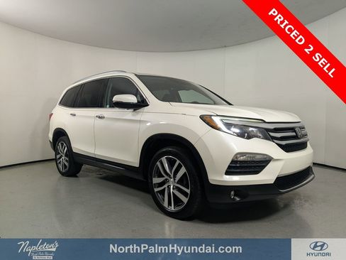 Used 2018 Honda Pilot Elite image 1