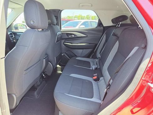 New 2026 Chevrolet TrailBlazer LT w/ Convenience Package FWD image 9