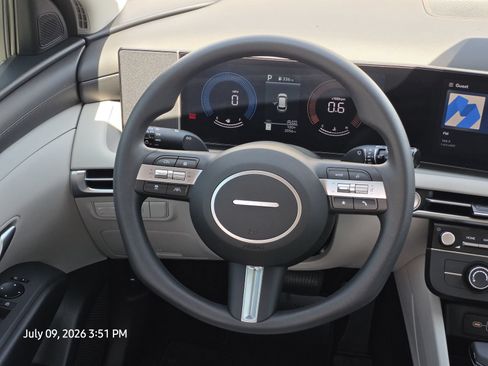 Certified 2026 Hyundai Tucson SE FWD image 26