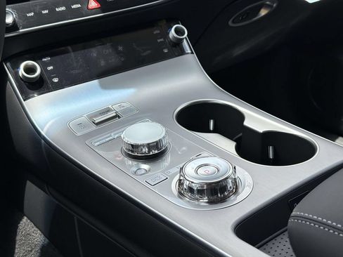 New 2026 Genesis GV70 2.5T Select AWD/4WD image 7