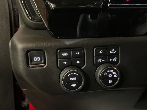 Used 2025 Chevrolet Silverado 1500 ZR2 w/ Dark Appearance Package AWD/4WD image 52