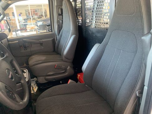 Used 2024 GMC Savana 2500 w/ Driver Convenience Package RWD image 13