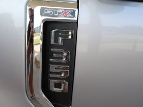 Used 2022 Ford F350 XL w/ STX Appearance Package AWD/4WD image 46