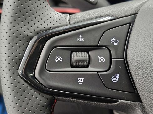 New 2026 Chevrolet Trax RS w/ Sunroof Package image 31