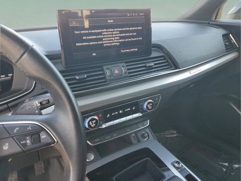 Used 2025 Audi Q5 2.0T Premium image 27