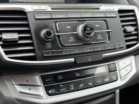 Used 2015 Honda Accord LX image 26
