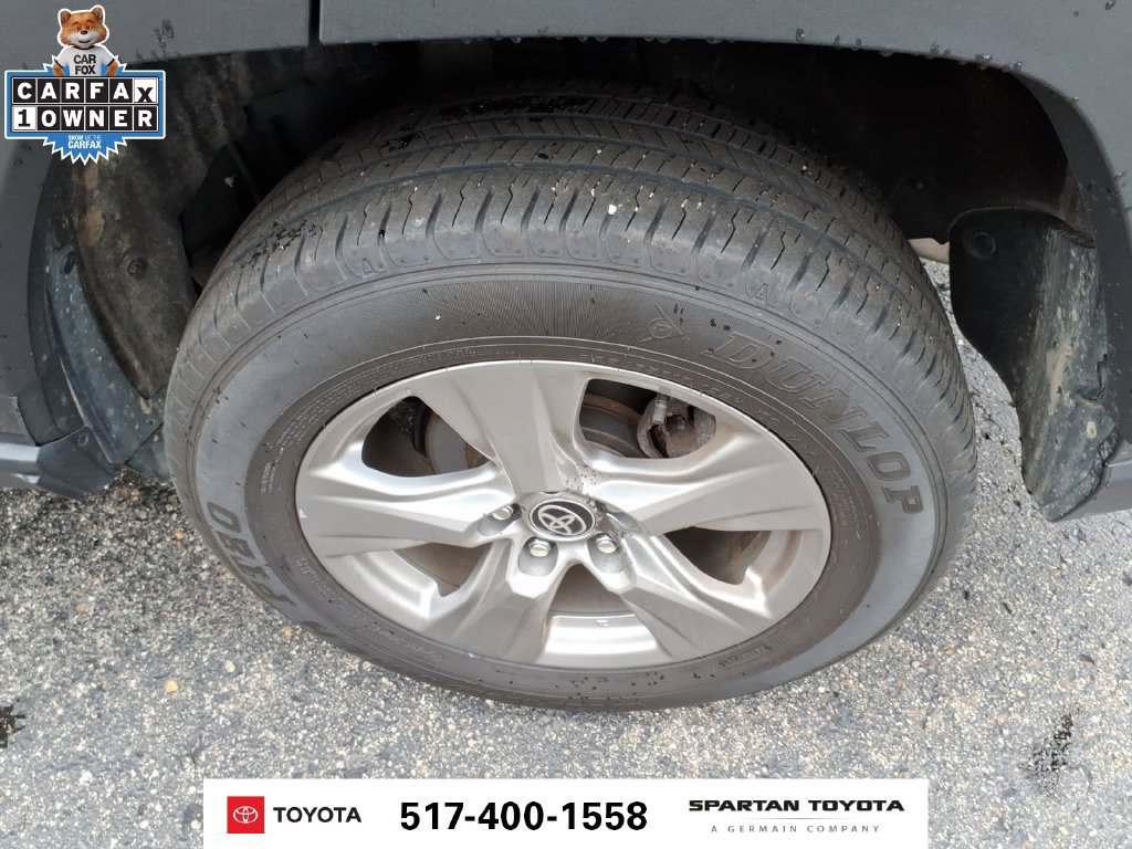 Used 2024 Toyota RAV4 XLE FWD image 11