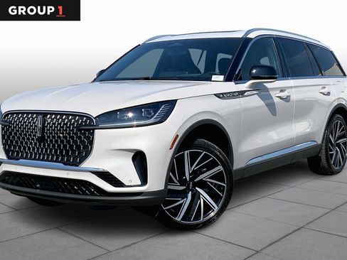 Used 2025 Lincoln Aviator Reserve w/ Equipment Group 201A AWD/4WD image 1