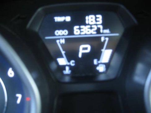 Used 2013 Hyundai Elantra GLS FWD image 21