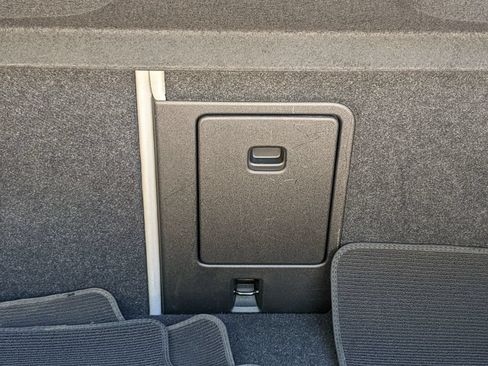 Certified 2023 Volvo C40 P8 Recharge Ultimate AWD/4WD image 28