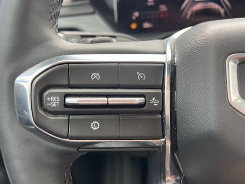 Used 2024 GMC Acadia Elevation w/ Trailering Package image 29