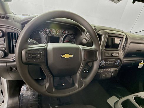 New 2026 Chevrolet Silverado 1500 Custom AWD/4WD image 5