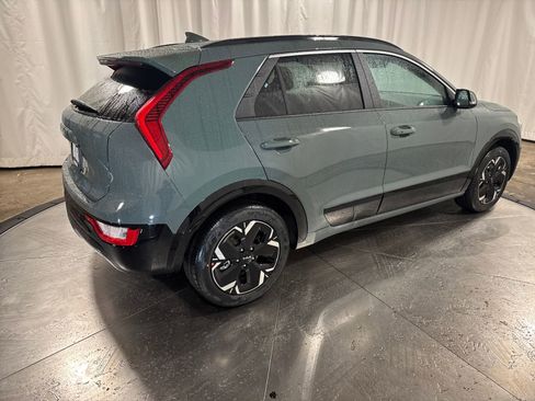 New 2026 Kia Niro Wind FWD image 8