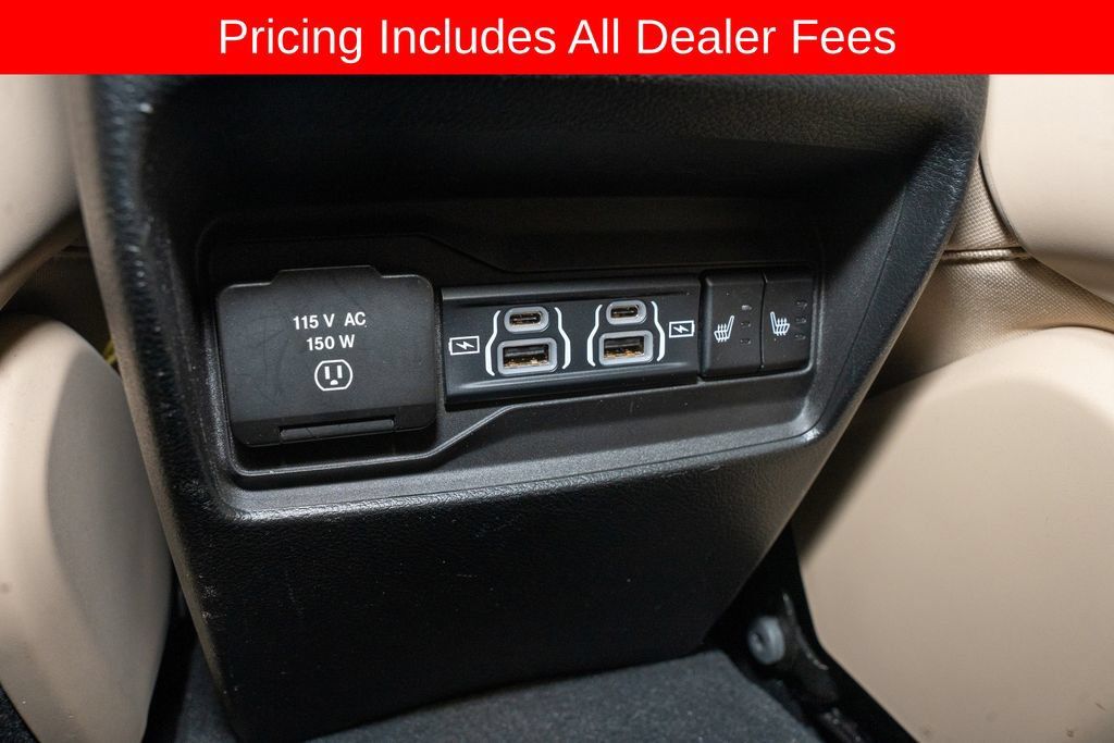 Used 2023 Jeep Grand Cherokee Limited w/ Luxury Tech Group II AWD/4WD image 8