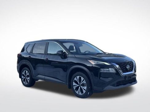 Used 2023 Nissan Rogue SV image 4