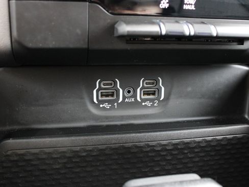 Used 2023 RAM 1500 Big Horn AWD/4WD image 41